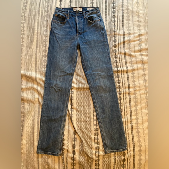 Aritzia (Denim Forum) Yoko jeans - Picture 3 of 4